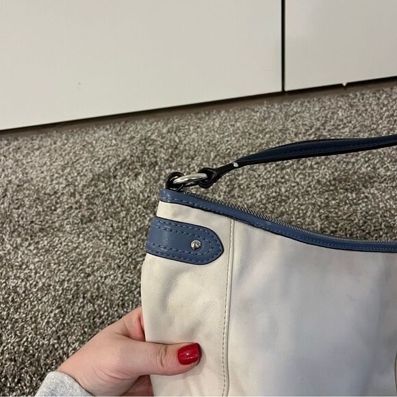 Vintage Coach Daisy Spectator Leather Shoulder/ Handbag Parchment/ Slate Blue - Picture 6 of 16